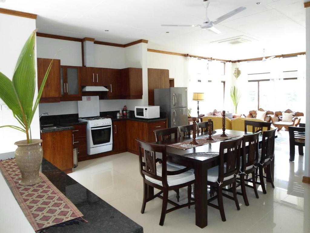 Bayview Villas Seychelles Anse Boileau Exterior photo